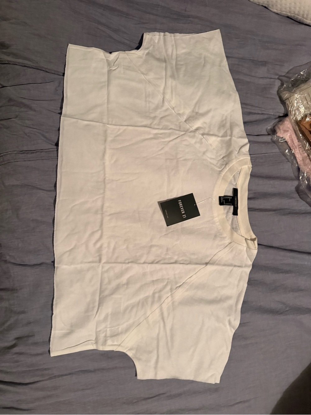 White t-shirt oversized